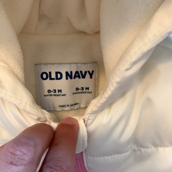 Old Navy Baby Pink and White Puffer Coat 0-3 Month EUC - Picture 3 of 4
